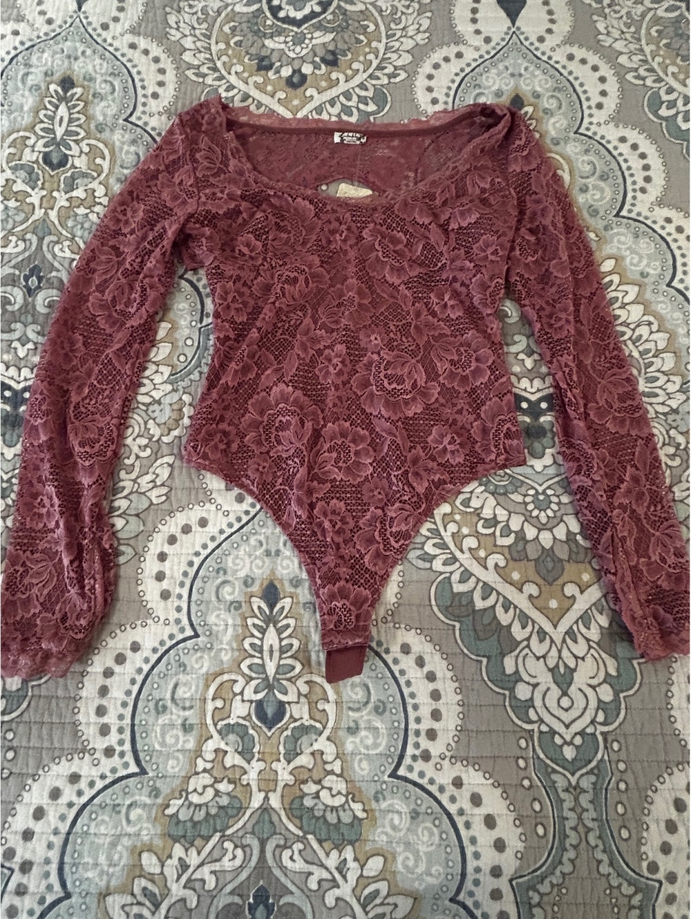 Free People Intimately Nostalgia Rose Lace Bodysuit Size L Mauve